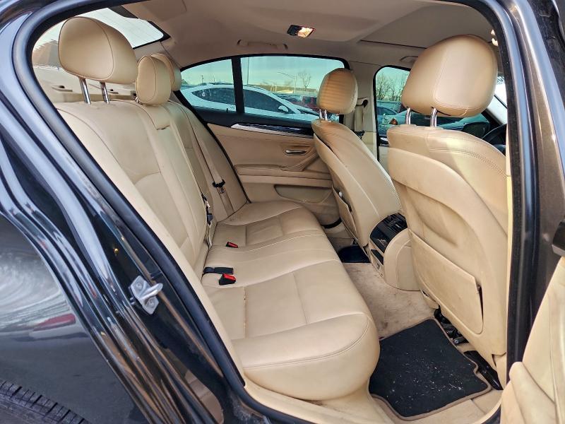 2015 BMW 528 i