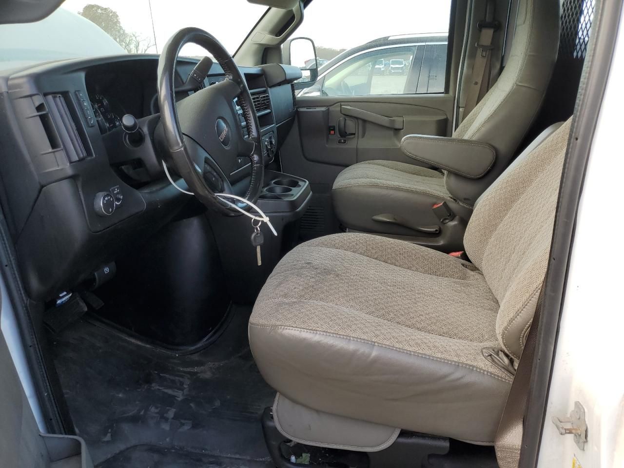 2020 GMC Savana G2500