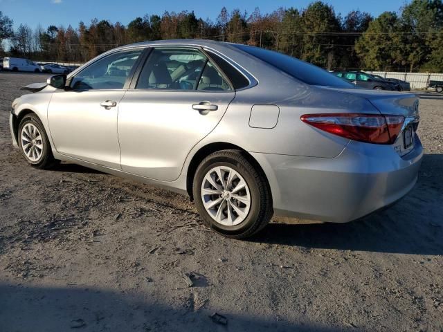 2015 Toyota Camry le