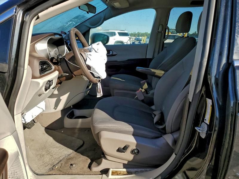 2019 Chrysler Pacifica lx