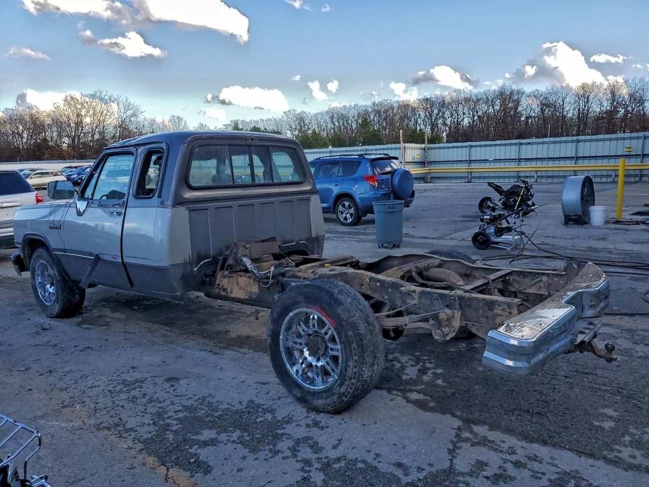 1993 Dodge D-series D200