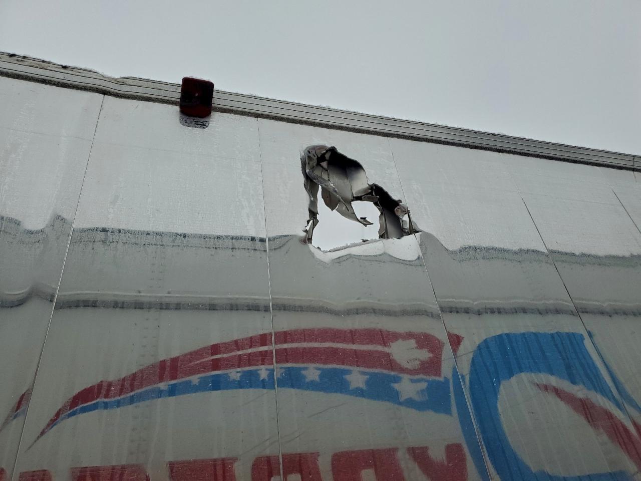 2024 Cobra Performance Boats Dump Trailer