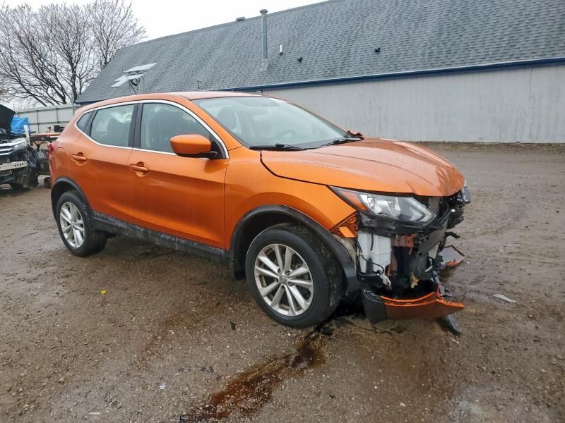 2017 Nissan Rogue Sport s