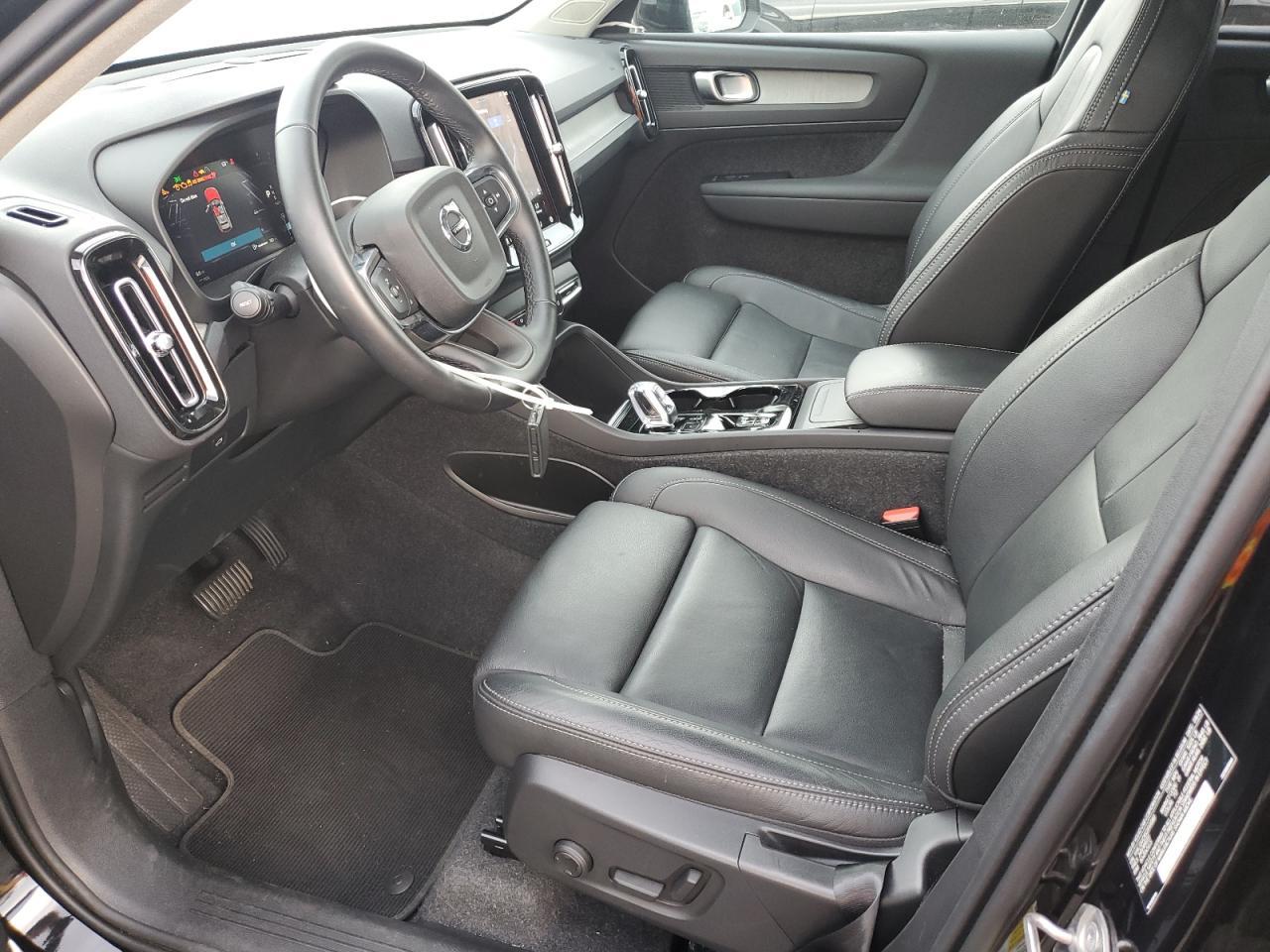 2025 Volvo Xc40 Plus