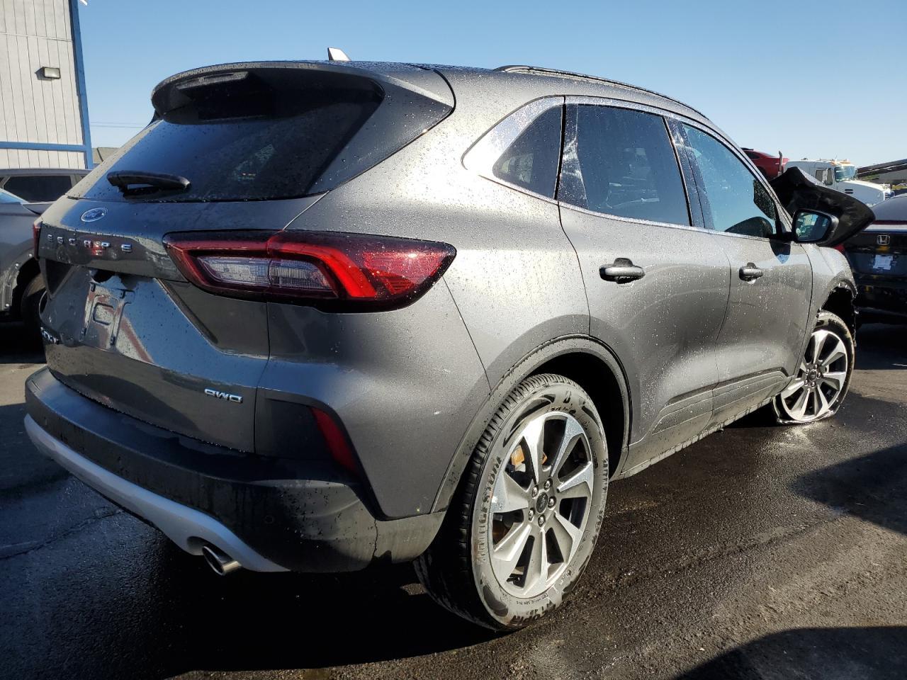 2025 Ford Escape Platinum
