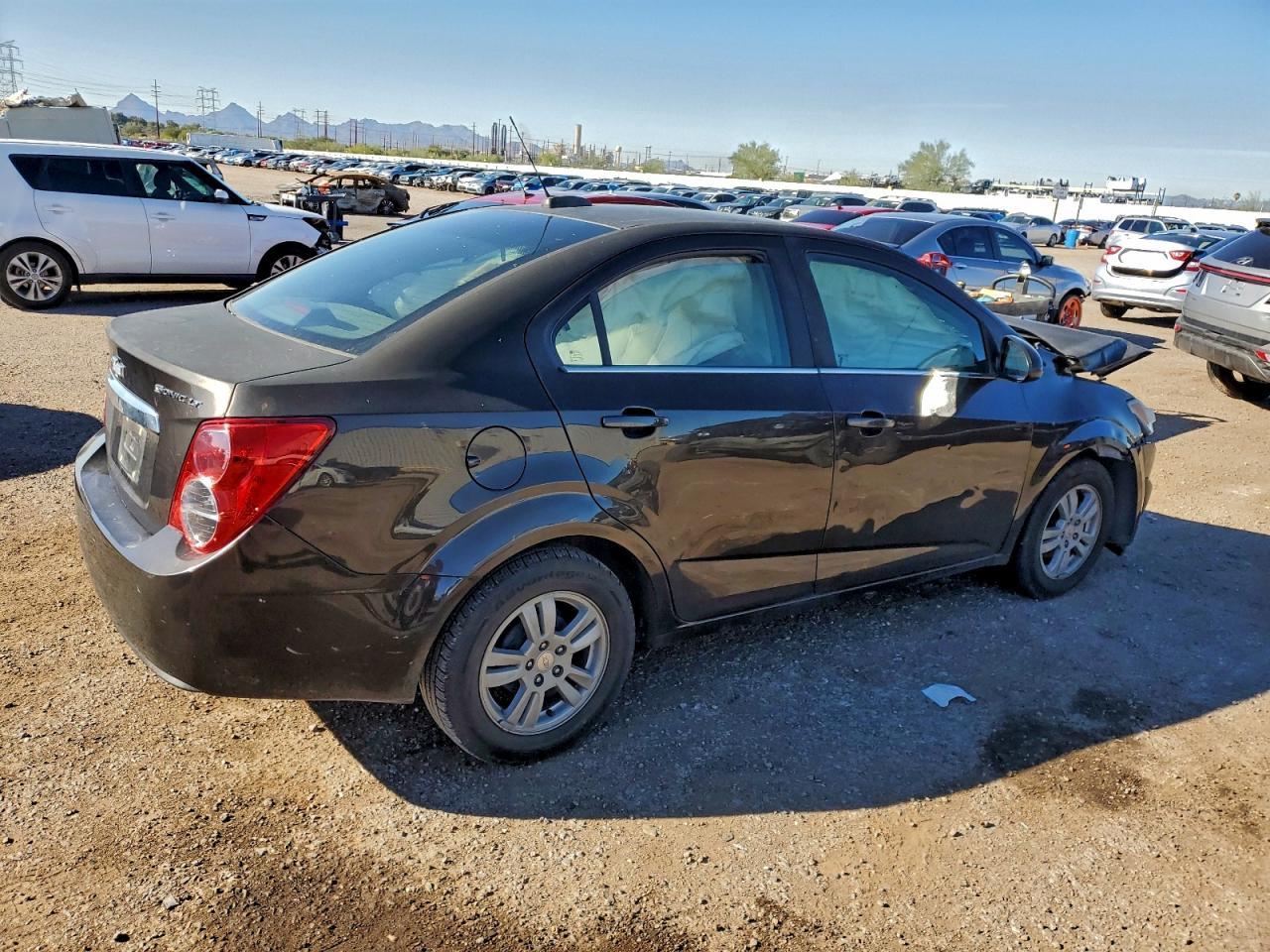 2016 Chevrolet Sonic lt