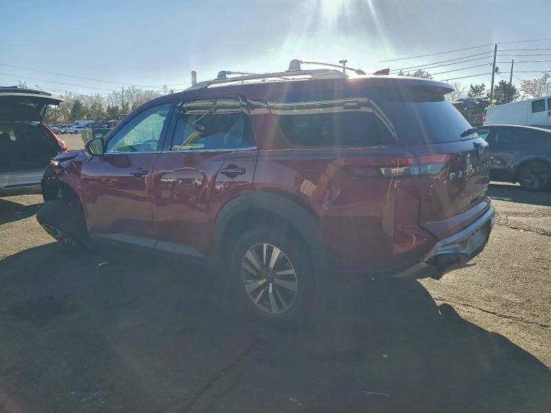 2023 Nissan Pathfinder sl