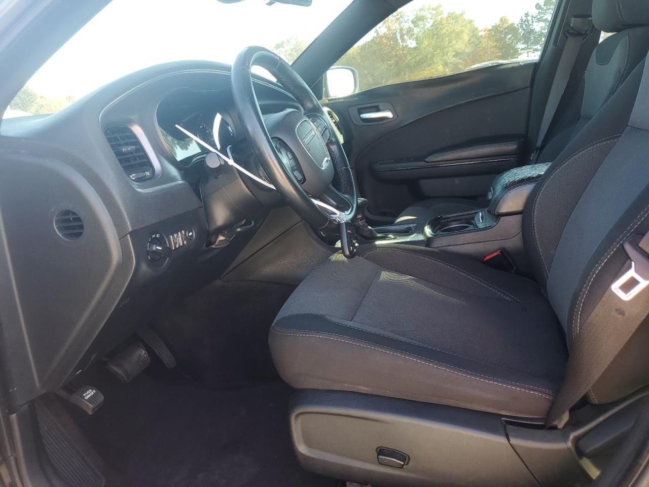 2017 Dodge Charger se