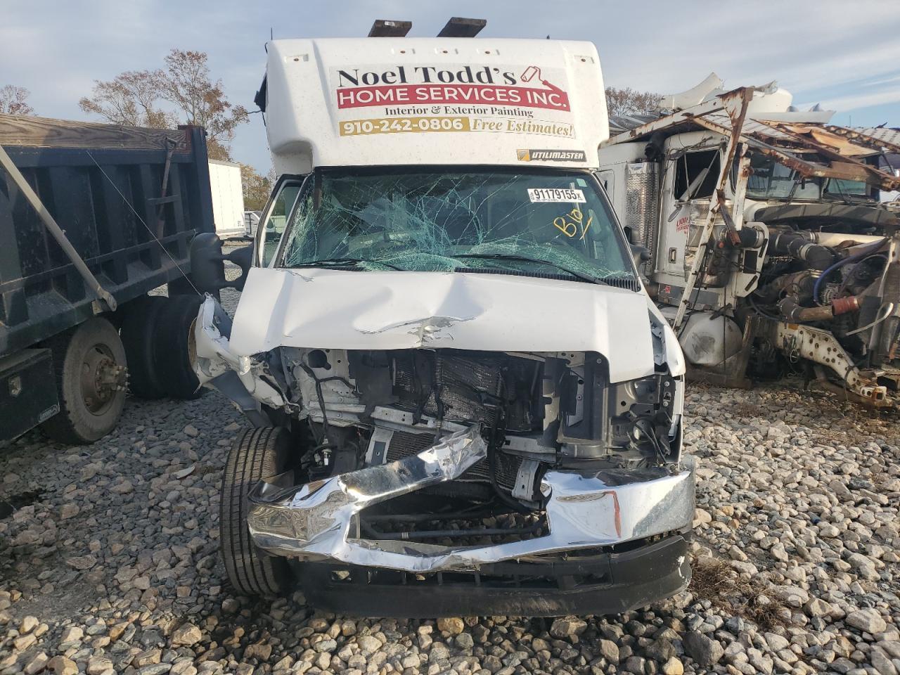 2021 Ford E-350 Utility / Service Truck