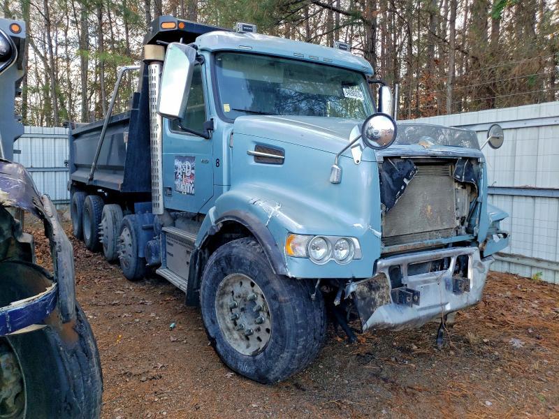 2020 Volvo VHD Dump Truck