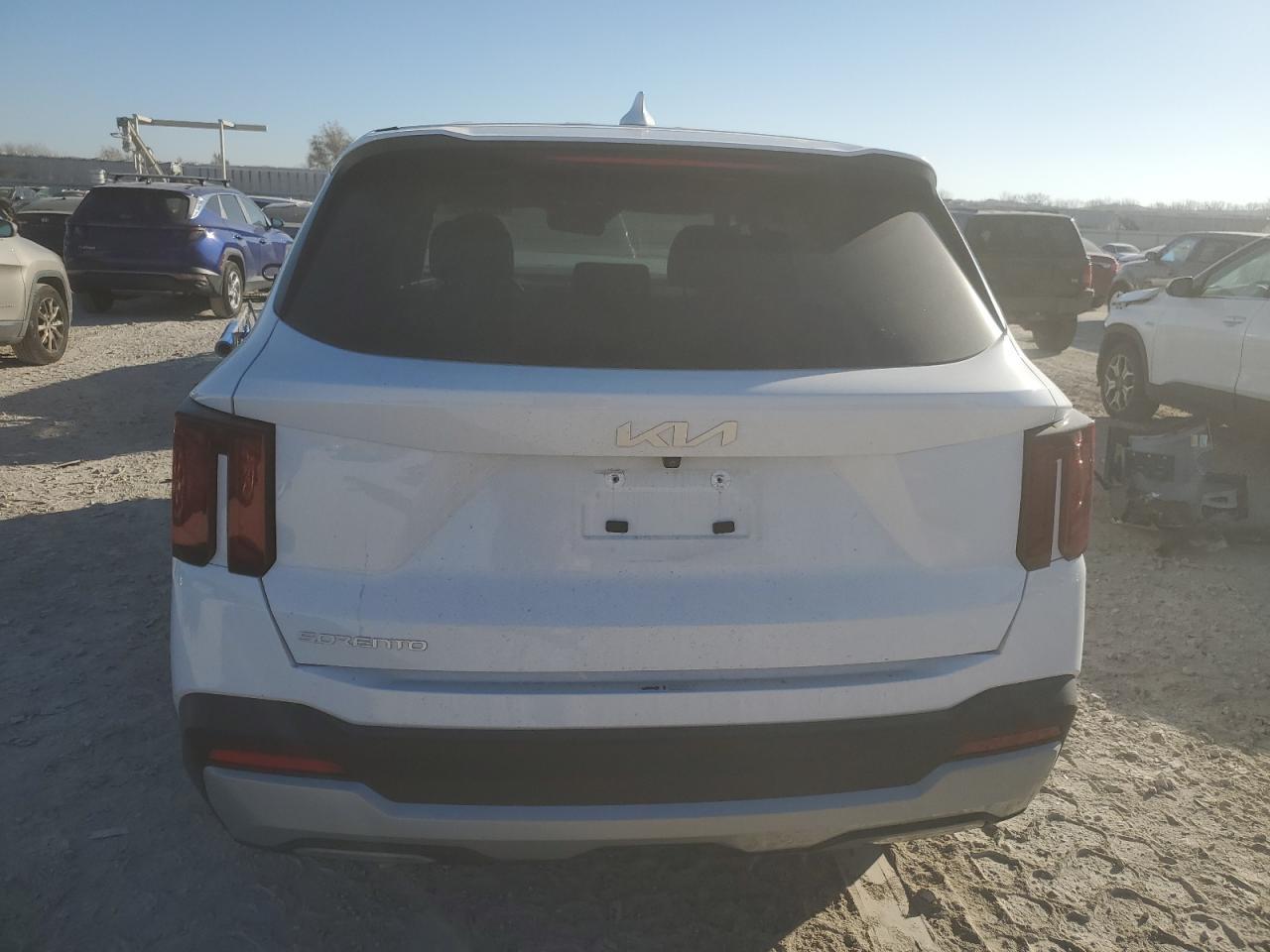 2025 KIA Sorento lx