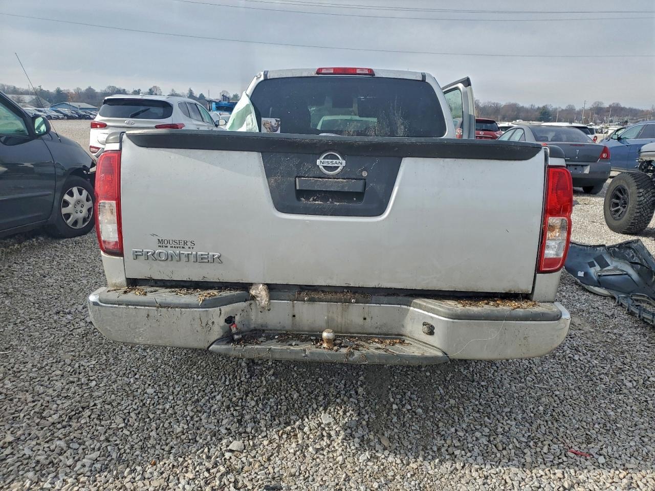 2014 Nissan Frontier s