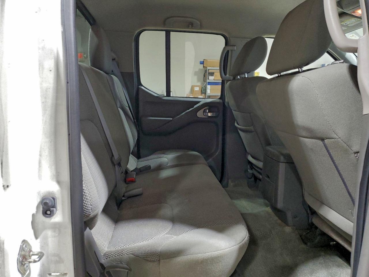 2018 Nissan Frontier s