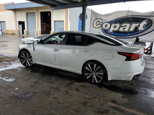2022 Nissan Altima sr