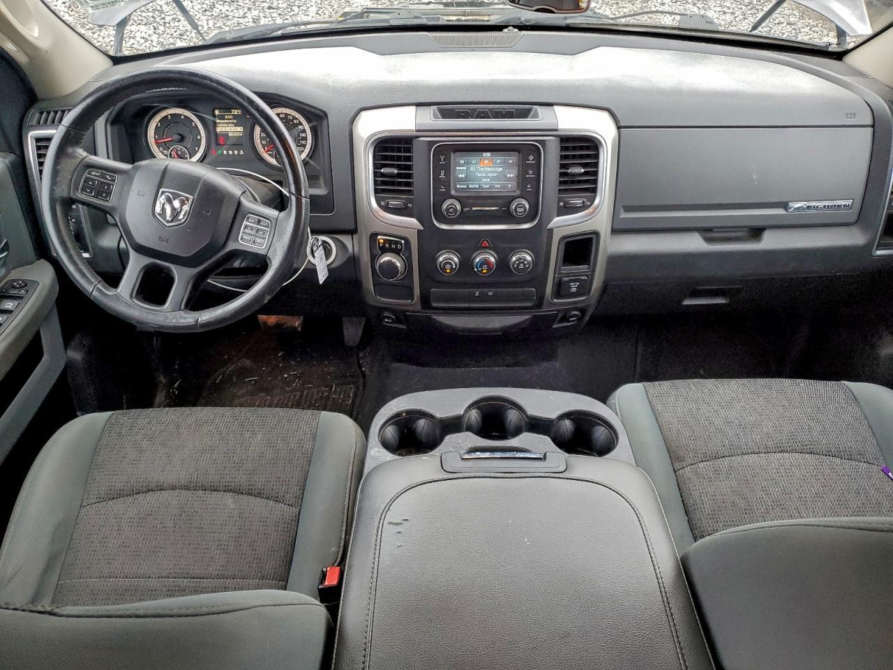 2016 Dodge Ram 1500 slt