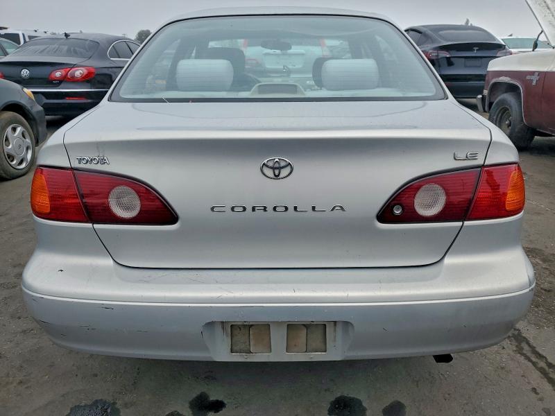 2002 Toyota Corolla le
