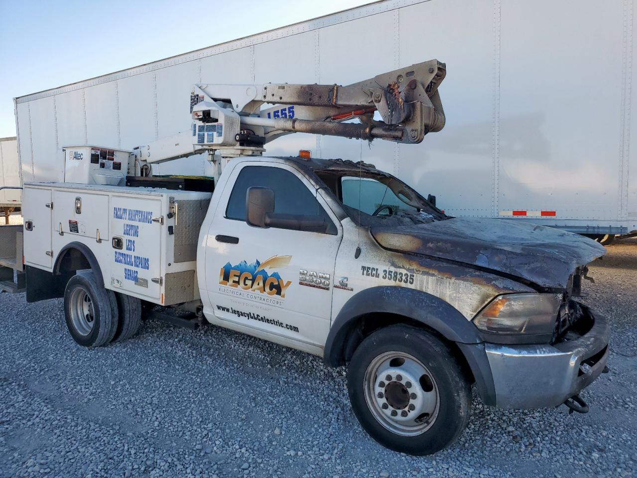 2018 Dodge RAM 5500 Bucket Truck