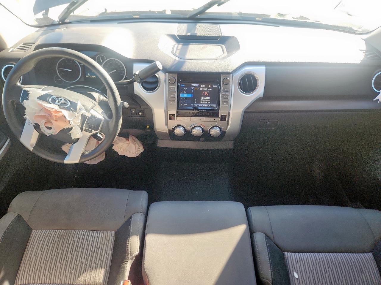 2017 Toyota Tundra SR5