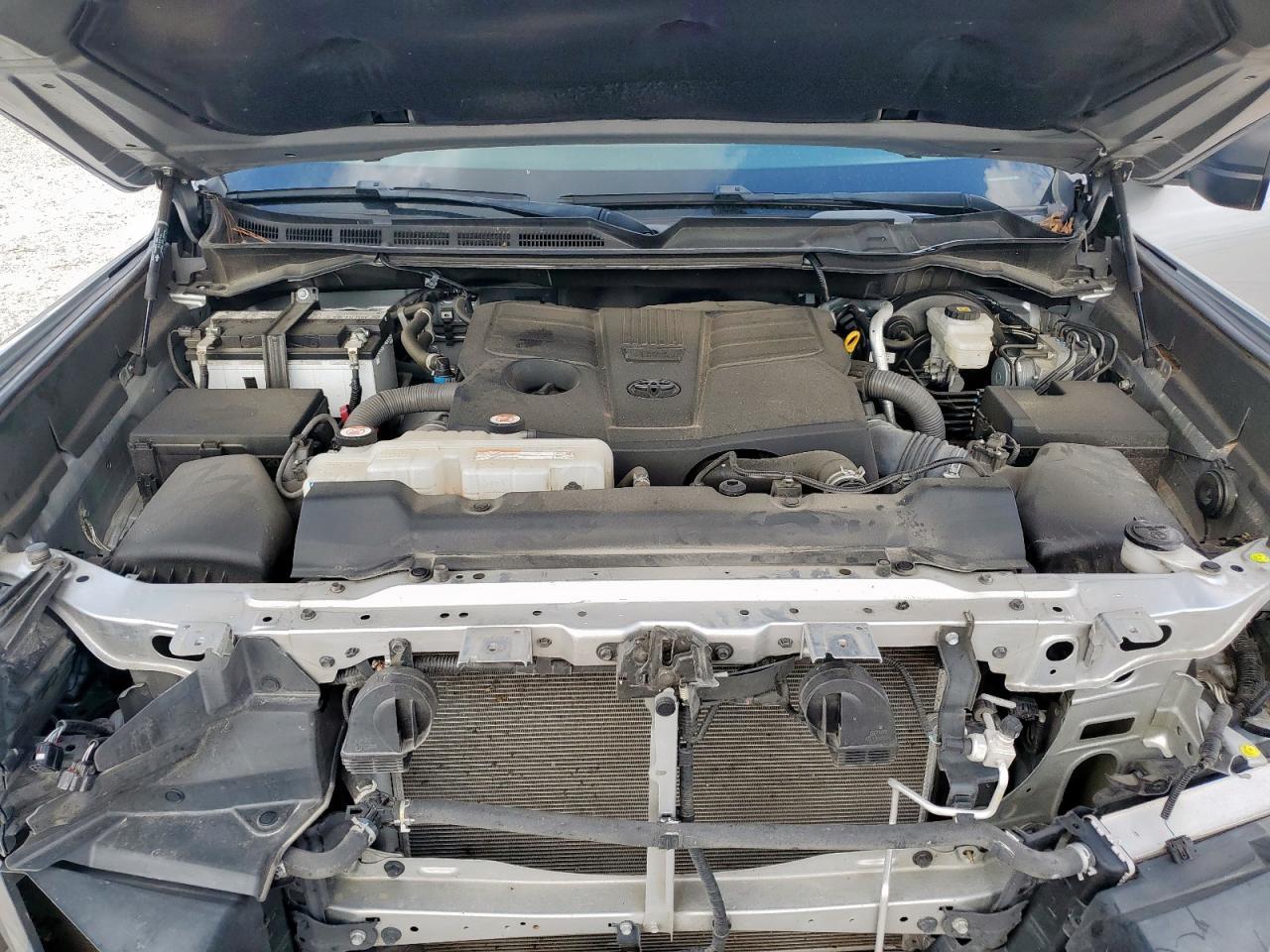 2022 Toyota Tundra SR5