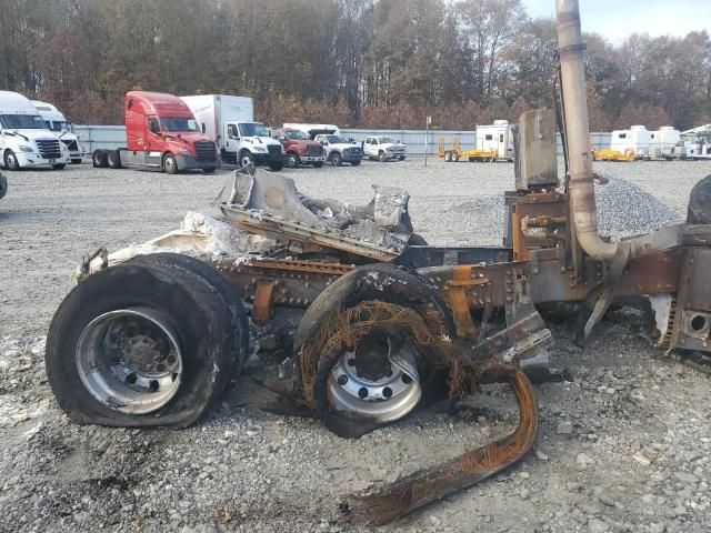 2019 Volvo VNL Semi Truck