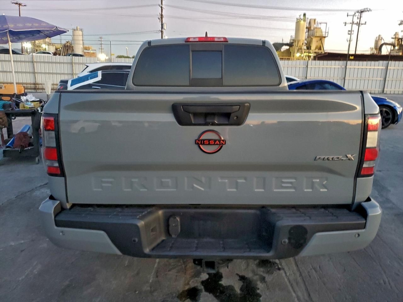 2022 Nissan Frontier s