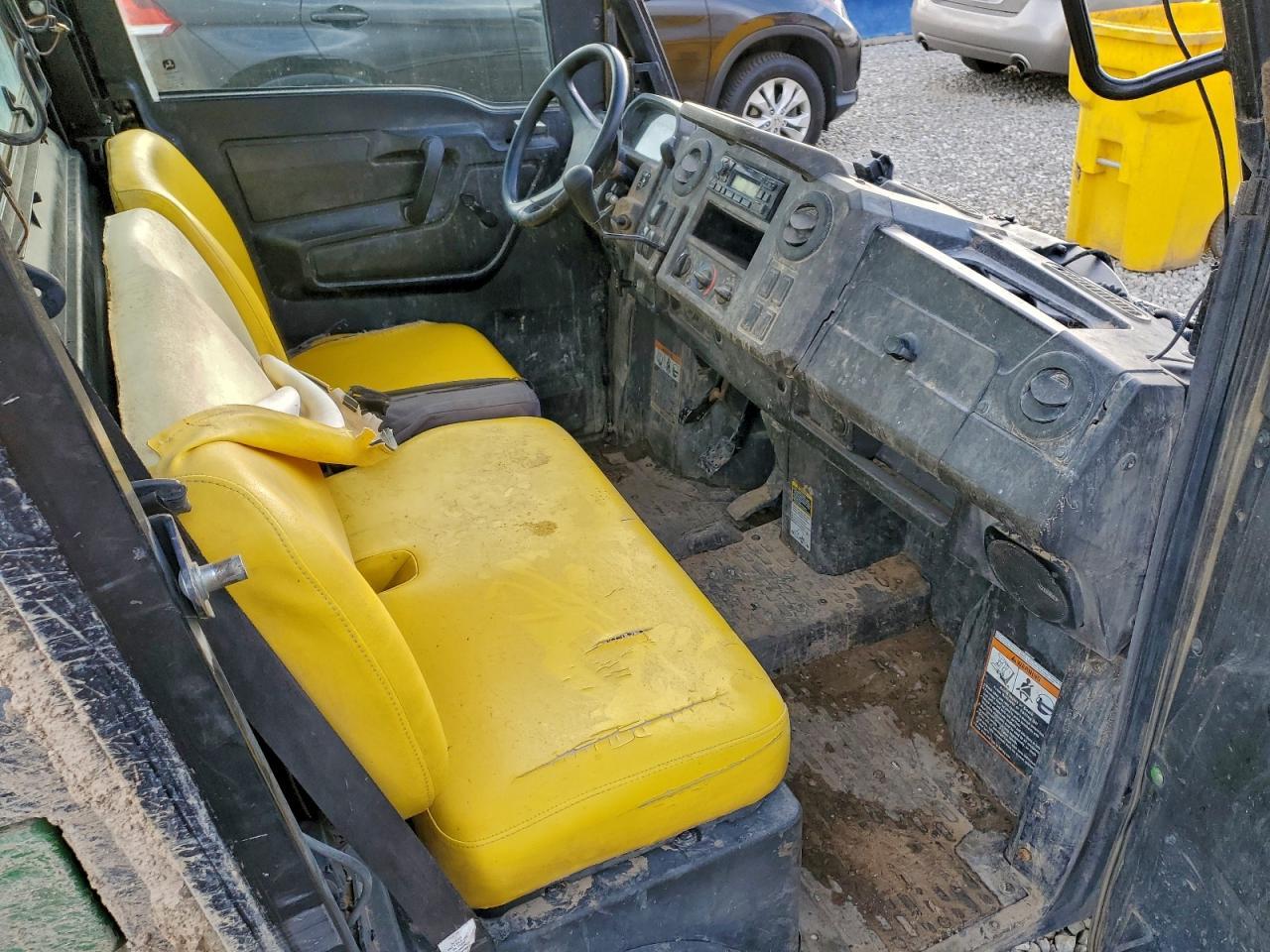 2018 John Deere 835M Utility Vehicle