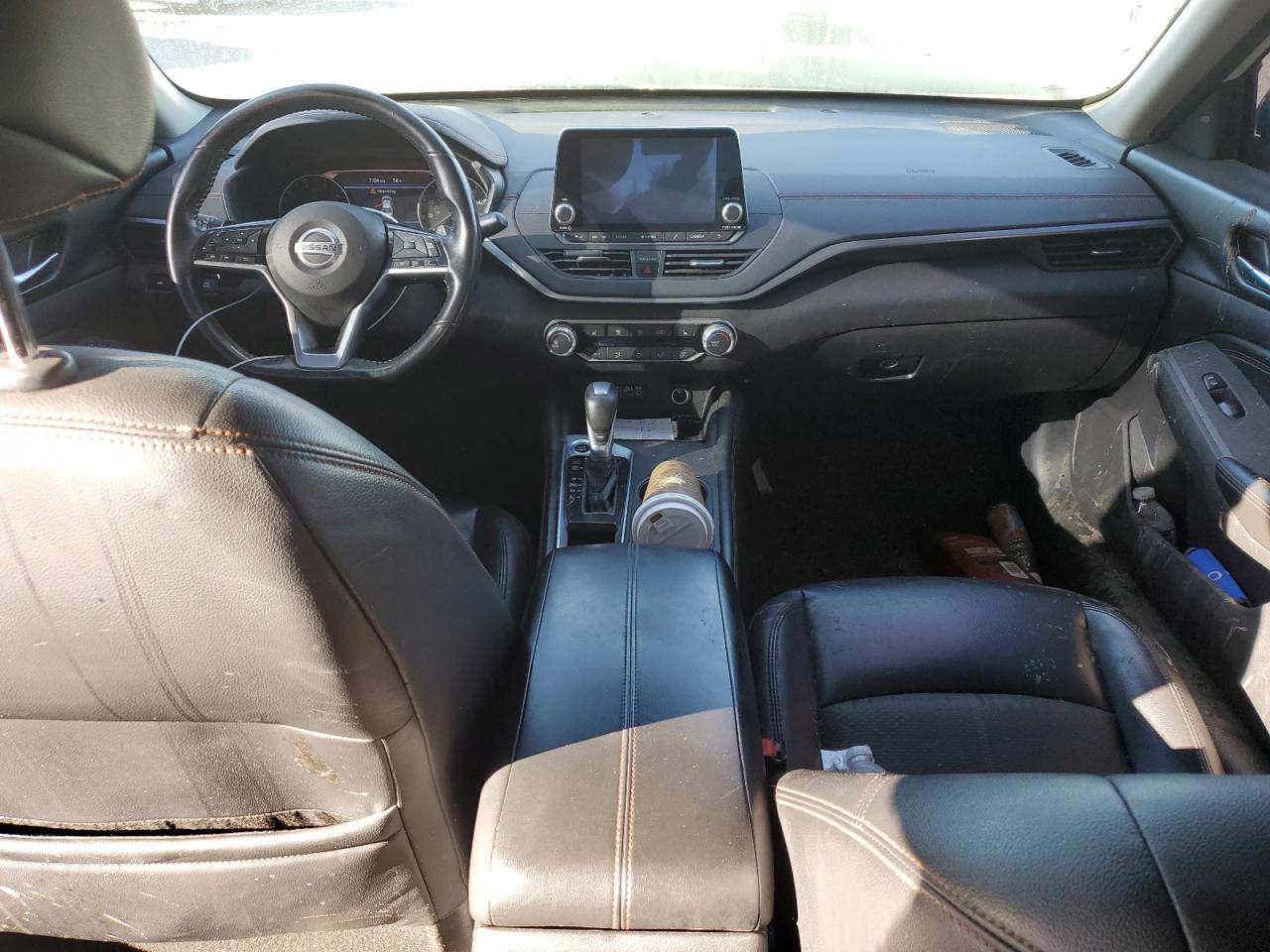 2021 Nissan Altima sr