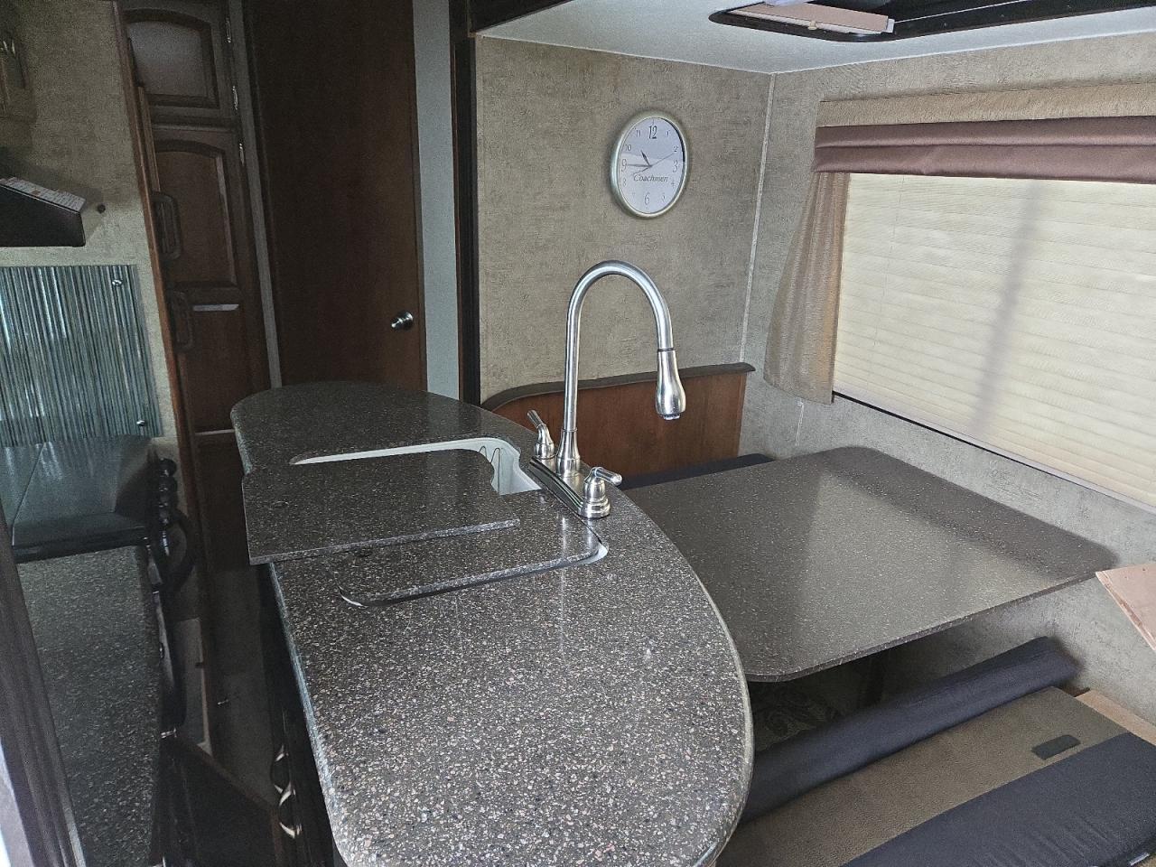 2017 Foresriver Coachmen