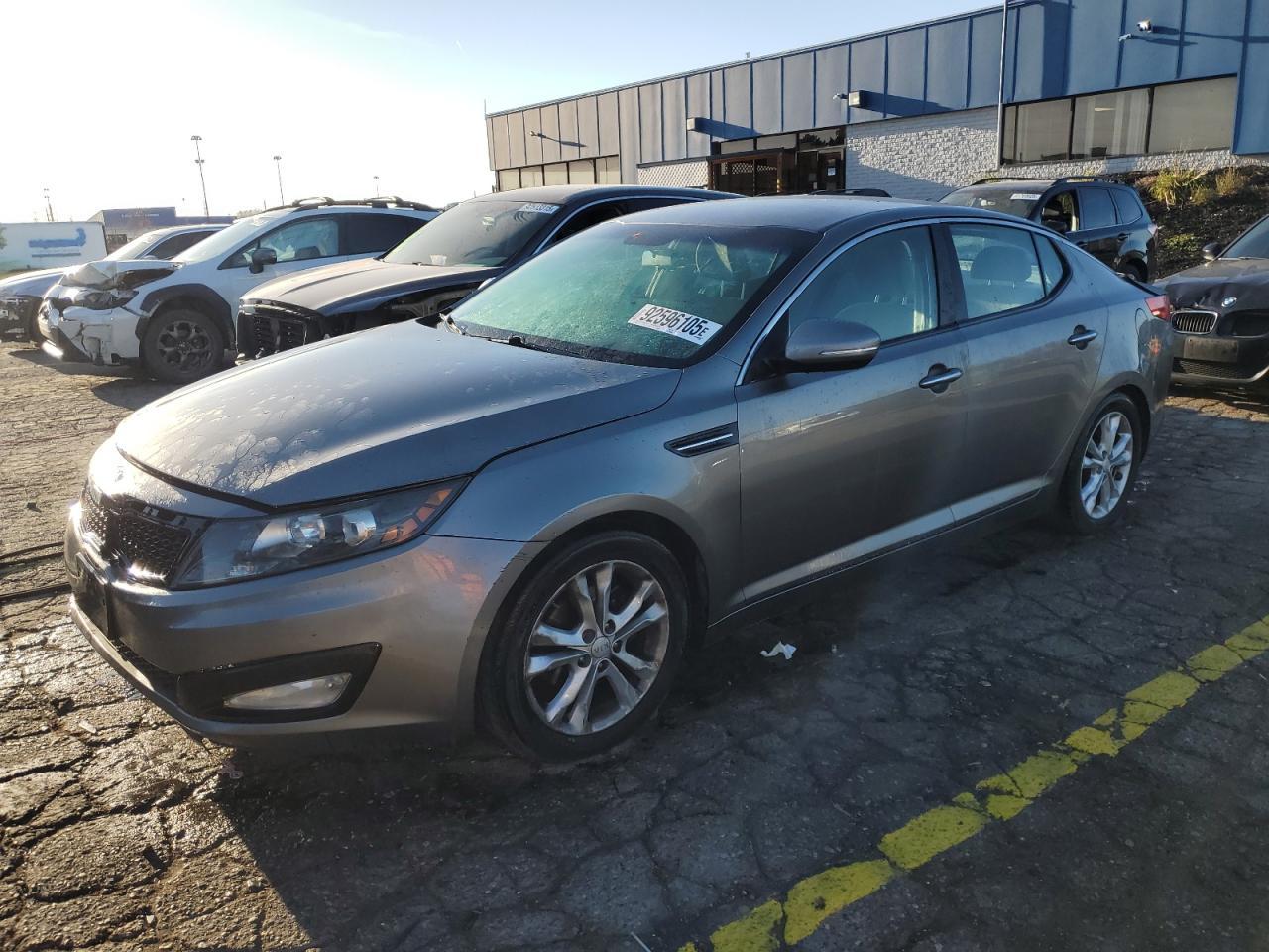 2012 KIA Optima lx