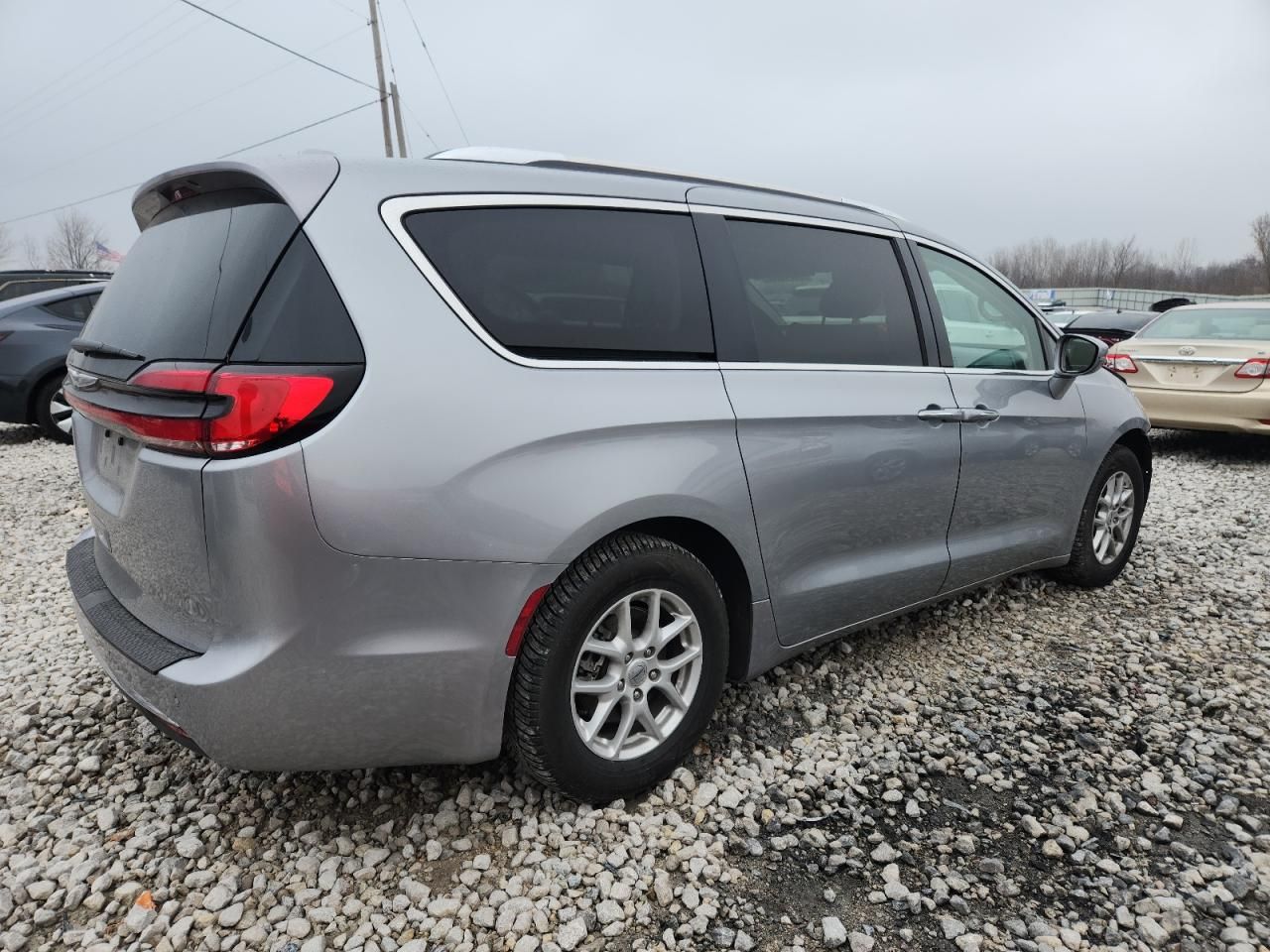 2021 Chrysler Pacifica Touring l