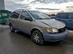 2000 Toyota Sienna le