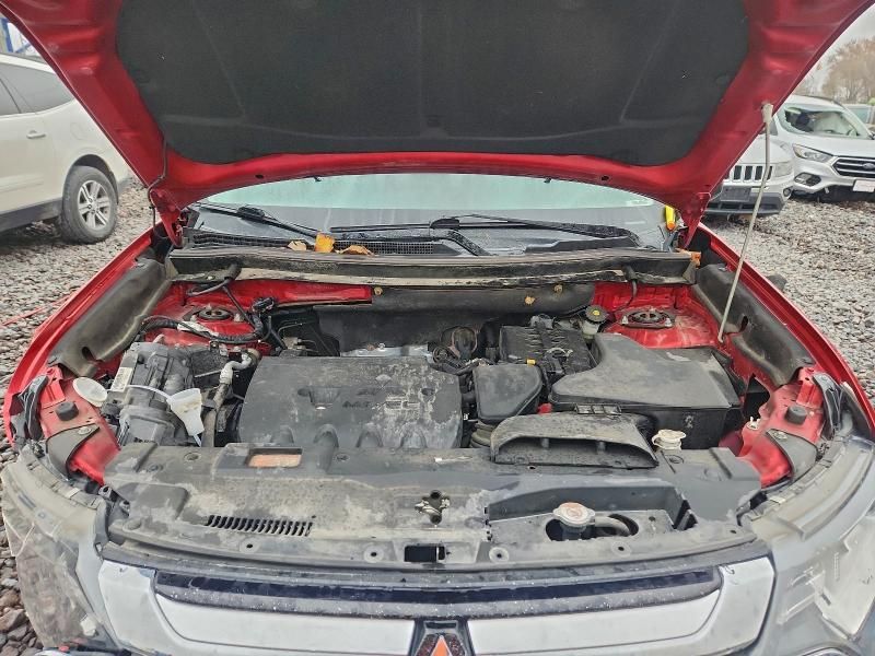 2018 Mitsubishi Outlander se