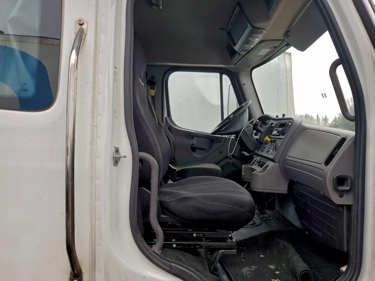 2022 Freightliner M2 106 Medium Duty