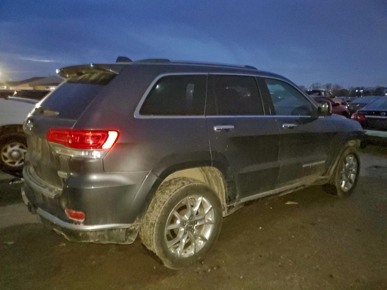 2016 Jeep Grand Cherokee Summit