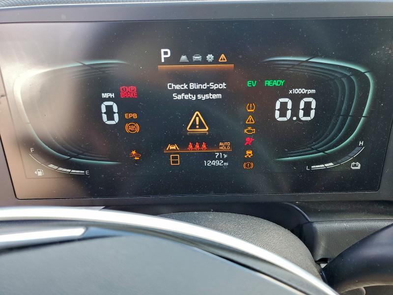 2025 KIA Niro lx