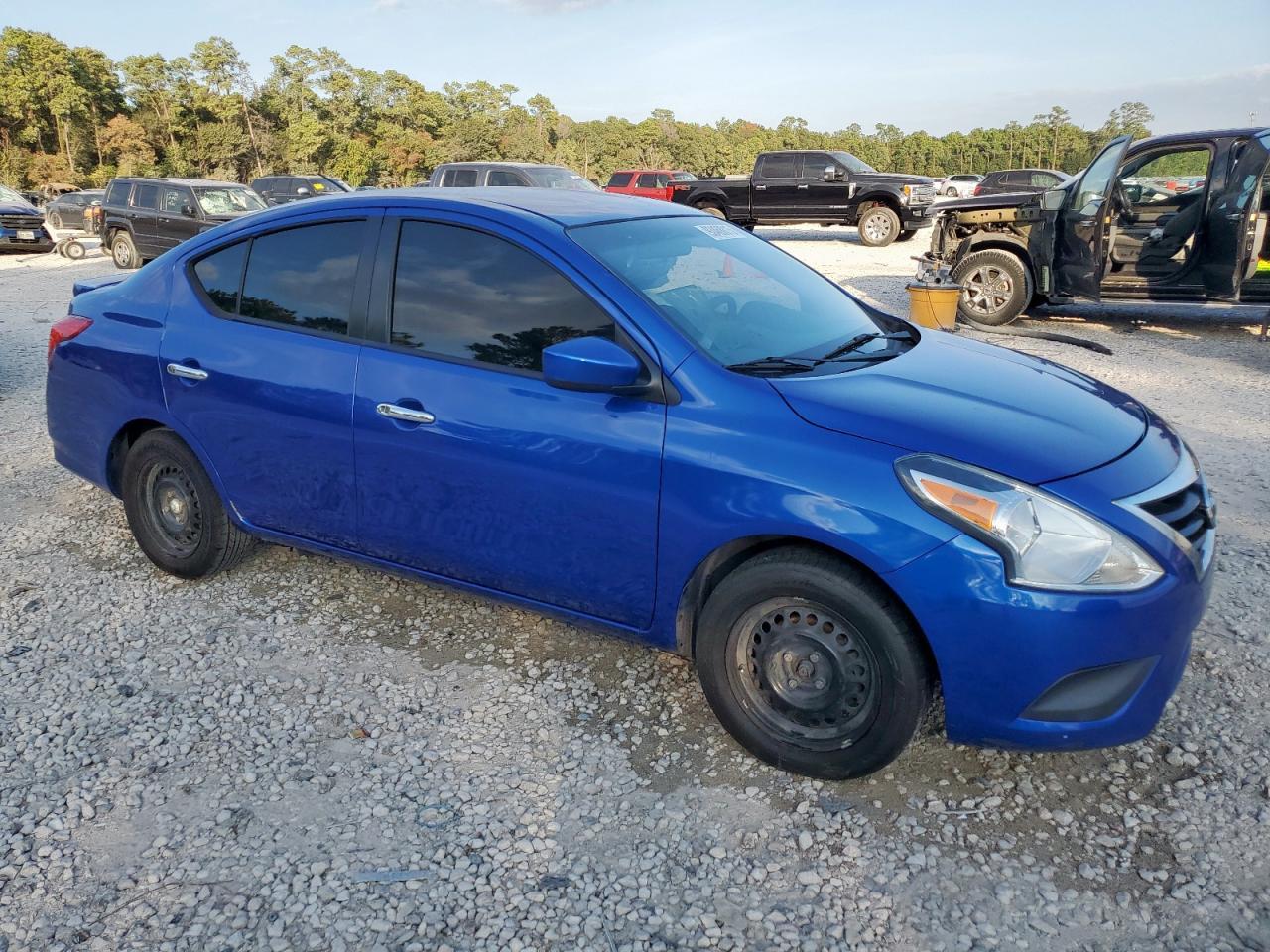 2017 Nissan Versa s