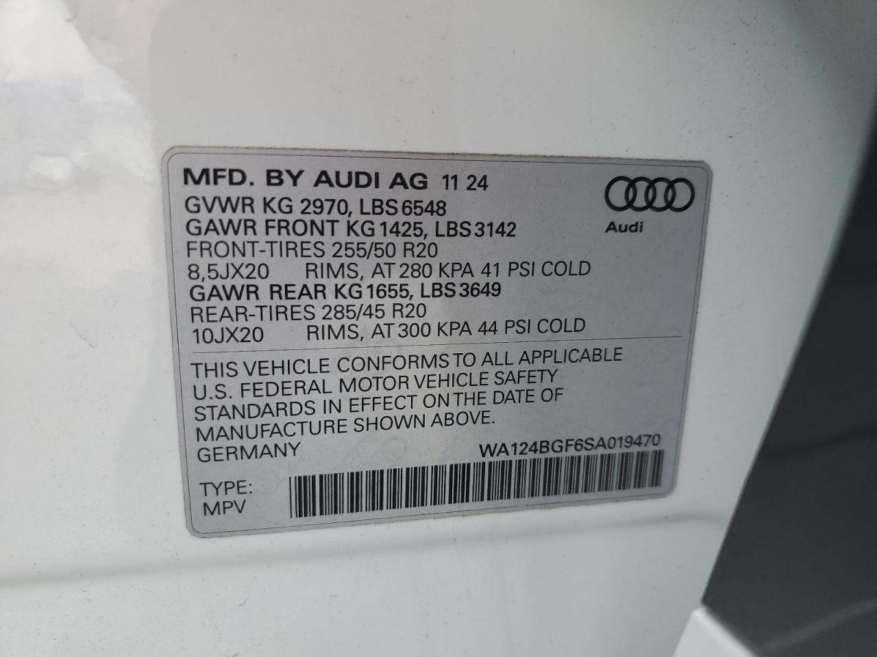 2025 Audi Q6 E-tron Premium Plus
