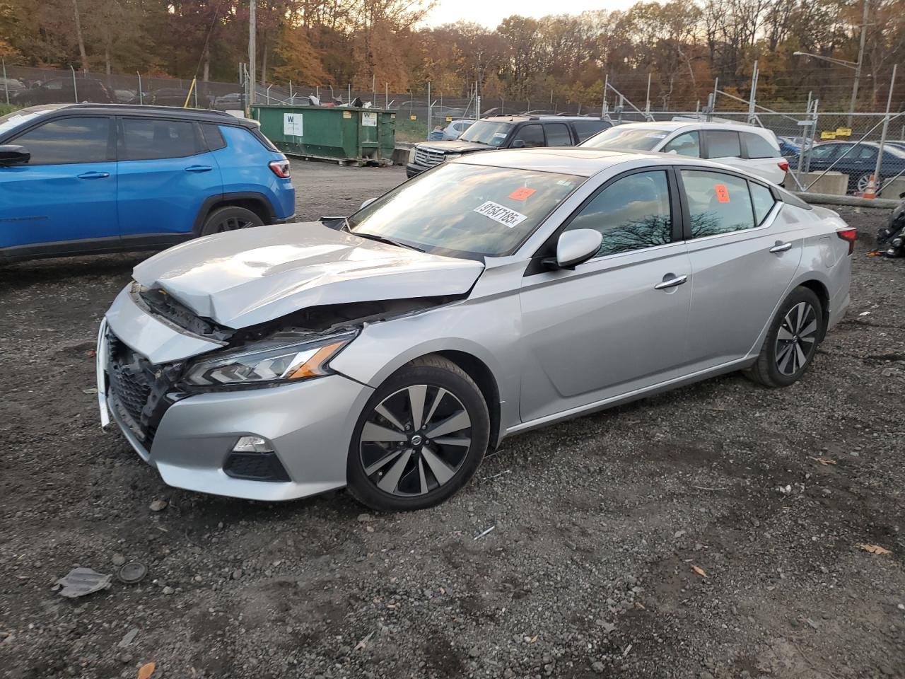 2021 Nissan Altima sv