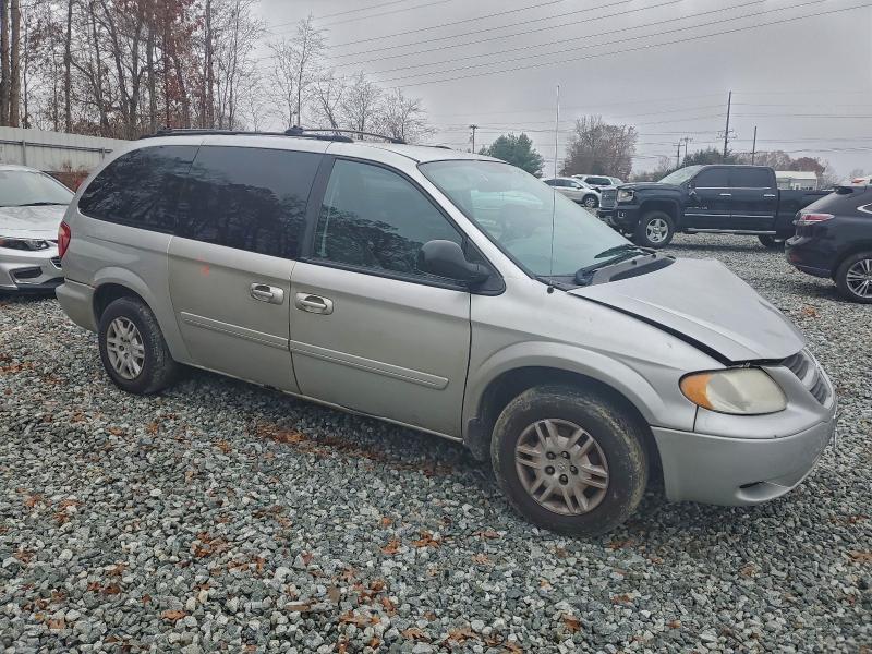 2005 Dodge Grand Caravan se