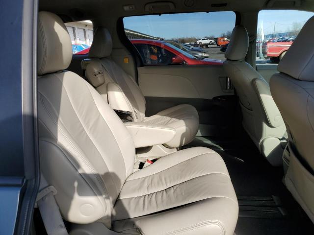 2011 Toyota Sienna xle