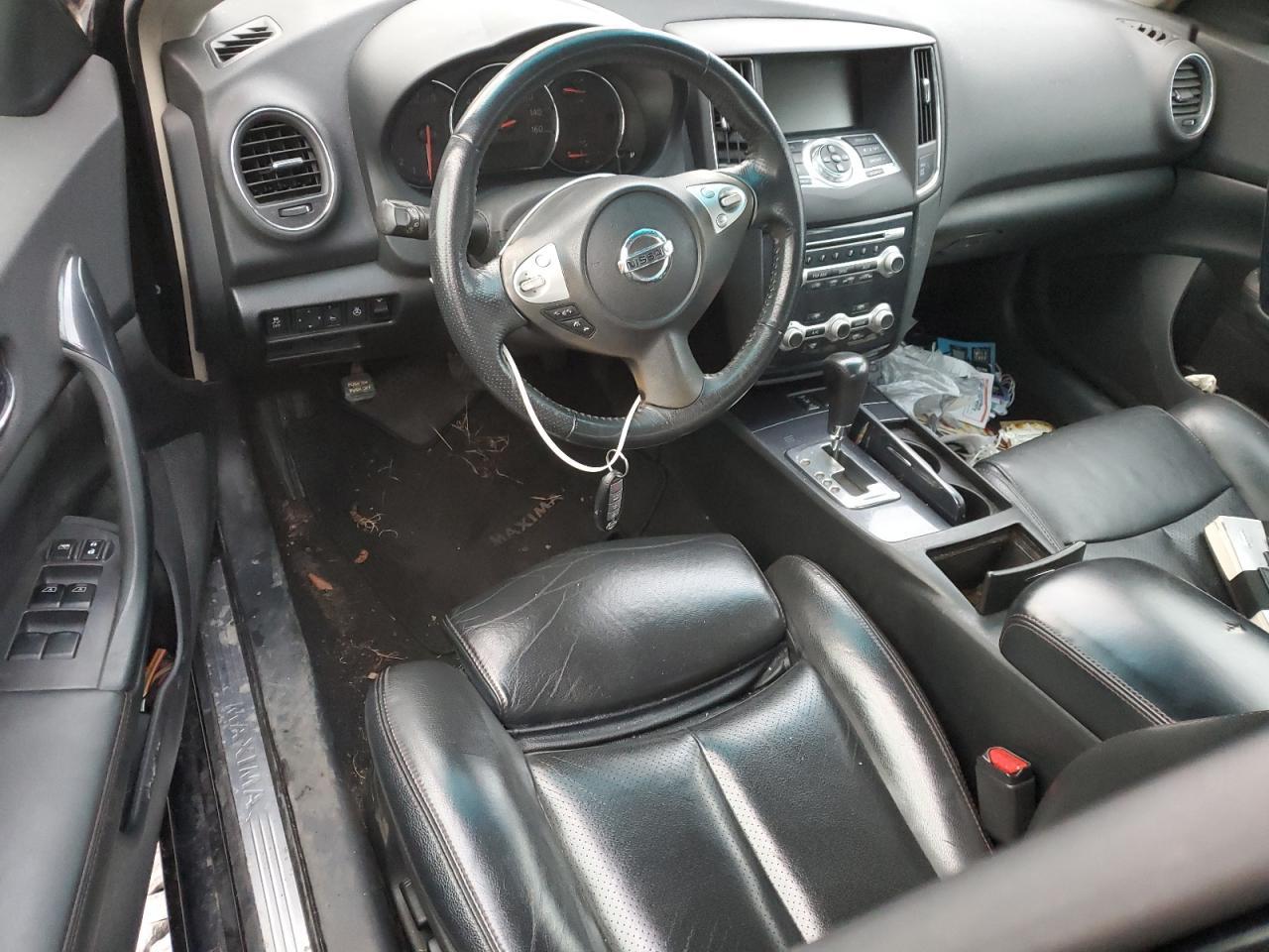 2012 Nissan Maxima s