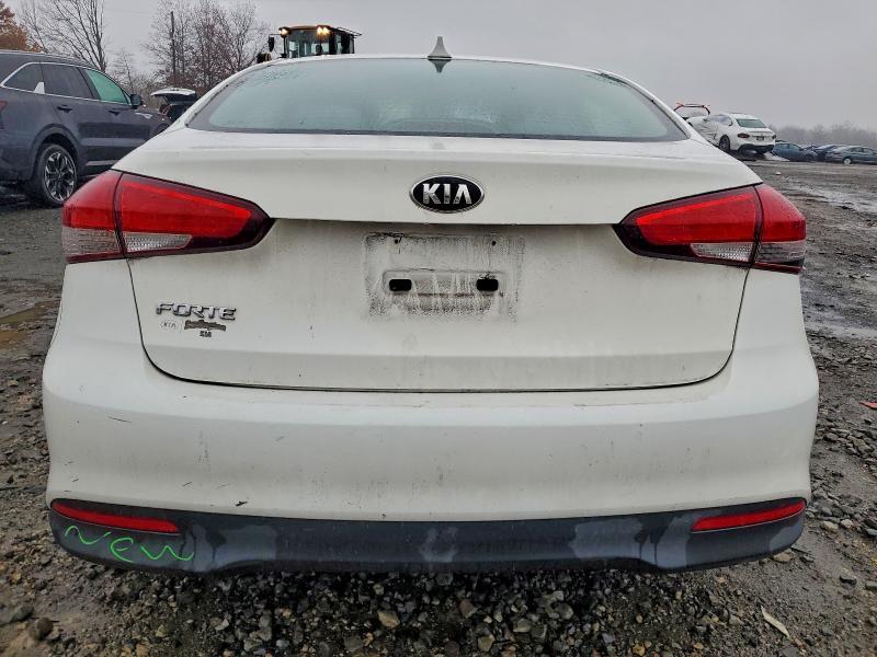 2018 KIA Forte lx