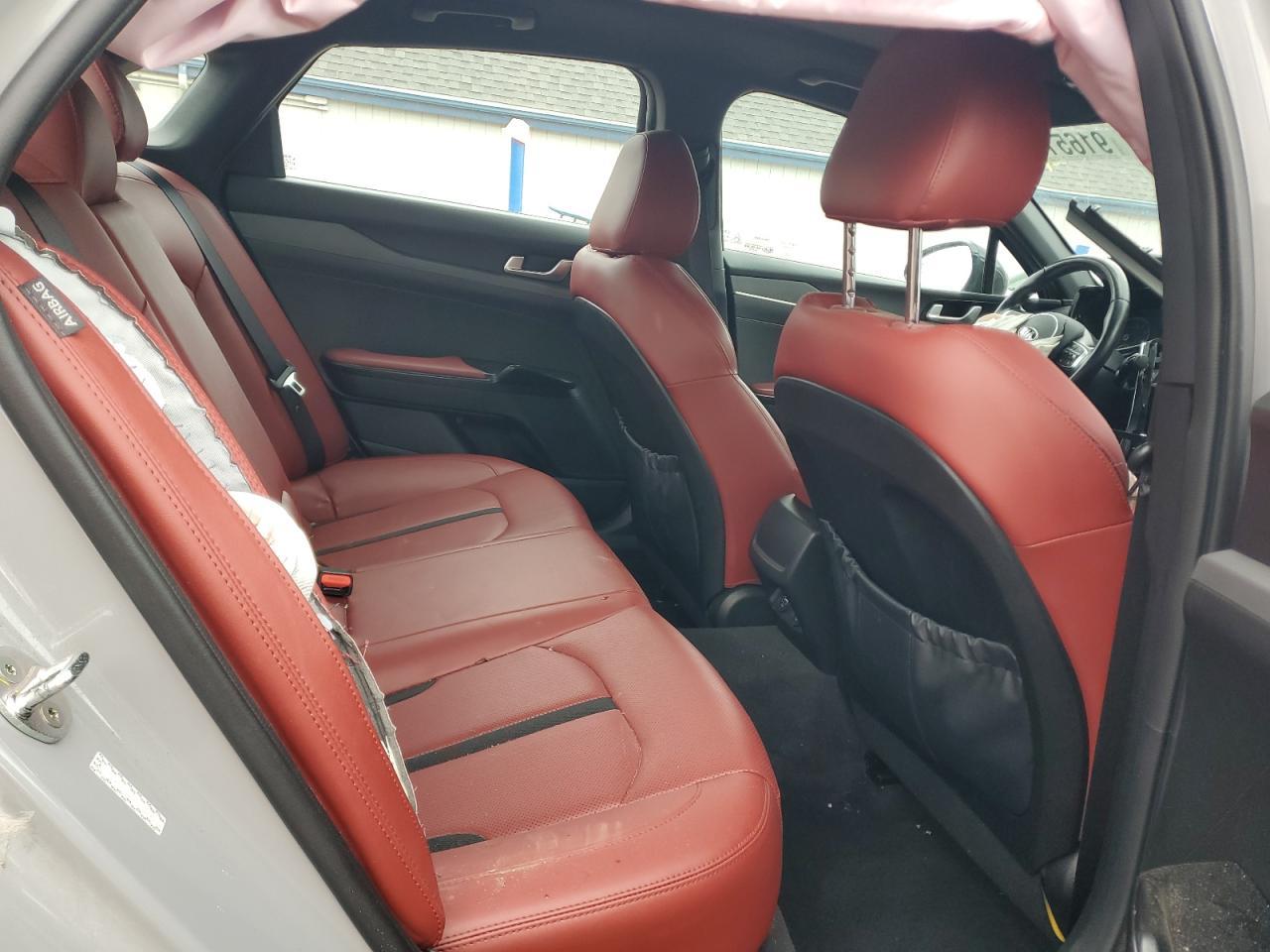 2021 KIA K5 gt Line