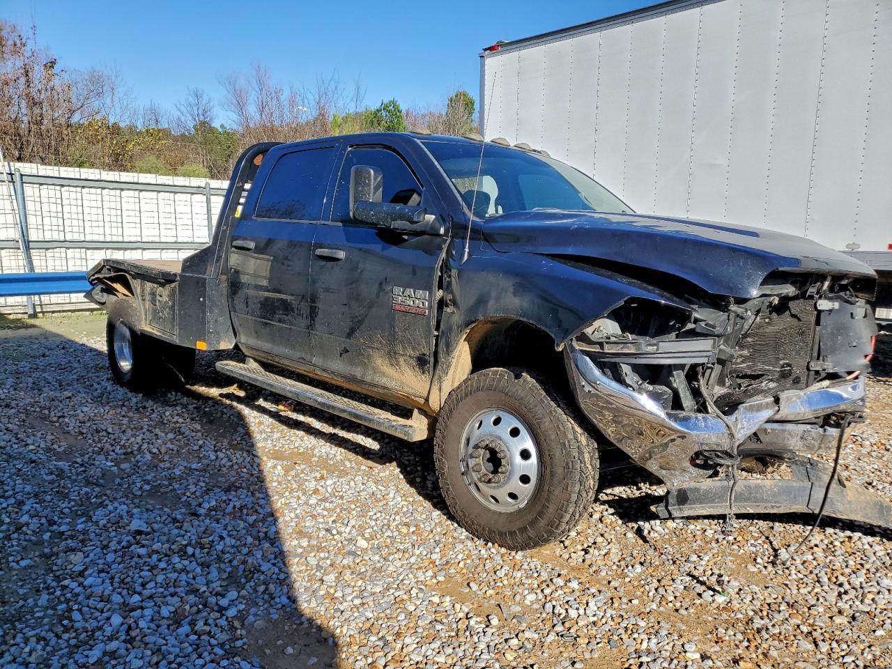 2017 Dodge RAM 3500 Tradesman Crew