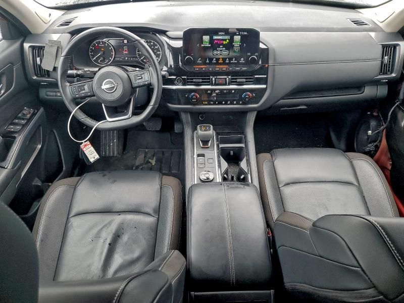 2024 Nissan Pathfinder sl