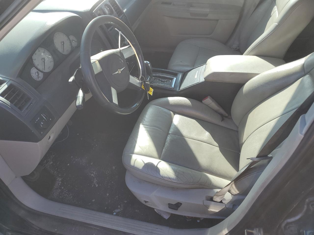 2005 Chrysler 300 Touring
