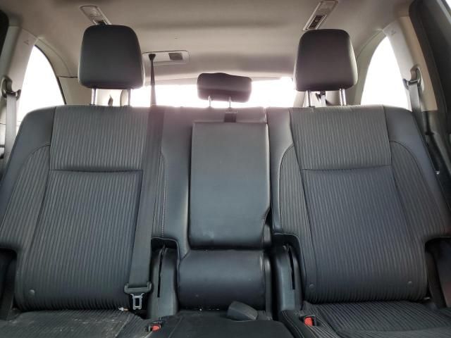 2015 Toyota Highlander le Plus