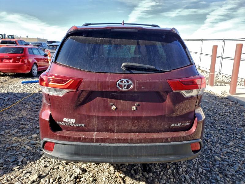 2018 Toyota Highlander se