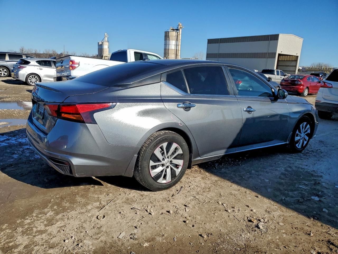 2020 Nissan Altima s