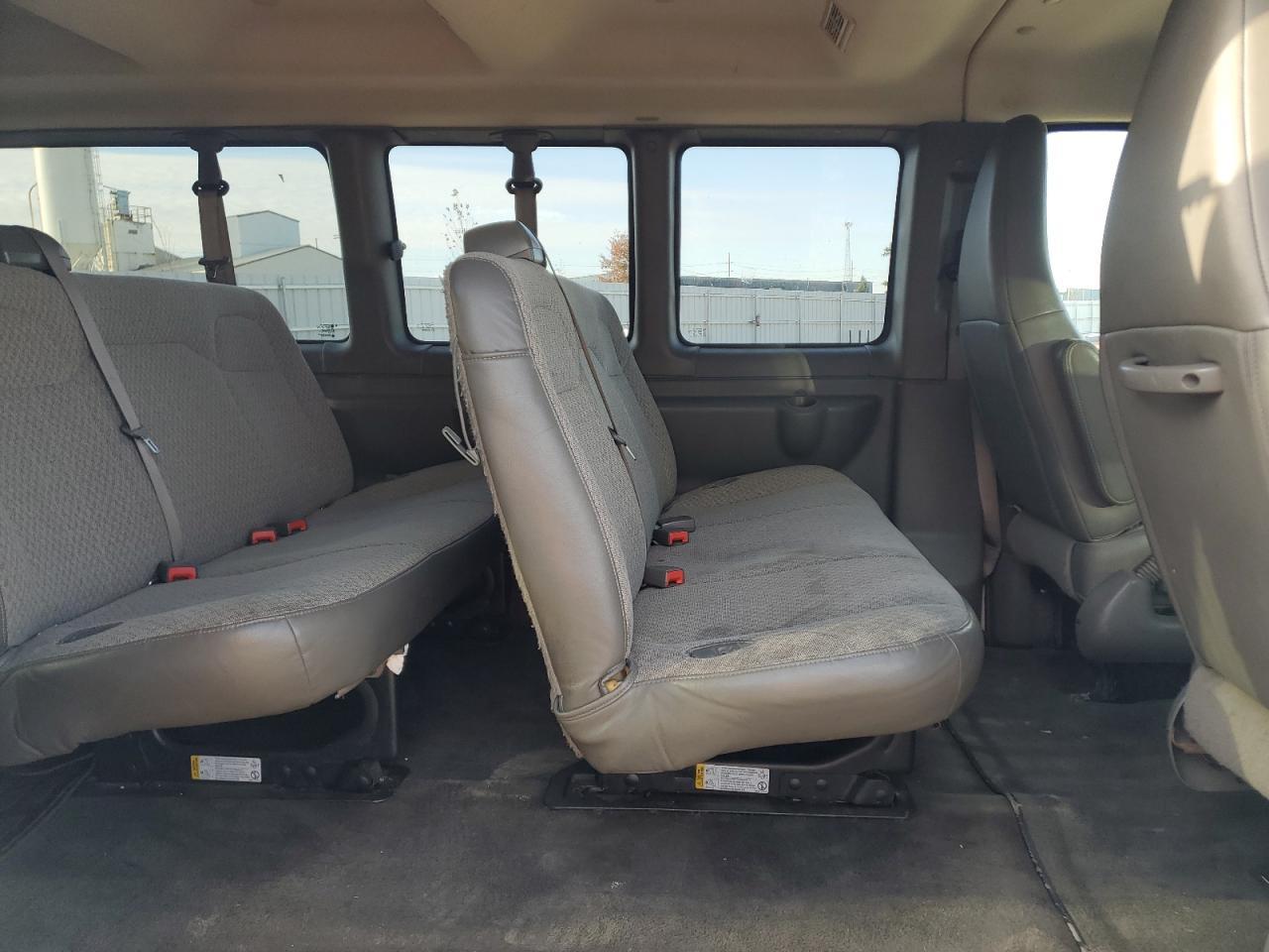 2019 Chevrolet Express G3500 LT